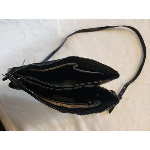 Juicy Couture Quilted Cream & Black Small Shoulder/ Crossbody Purse - Picture 12 of 14